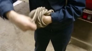 Смотка веревки в клубок