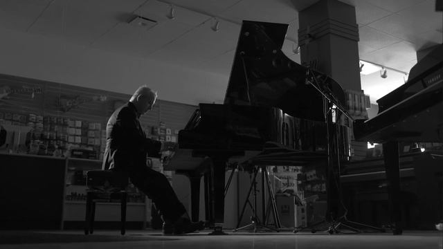 Grand choix de pianos numériques et acoustiques en Estrie et en Montérégie смотреть онлайн