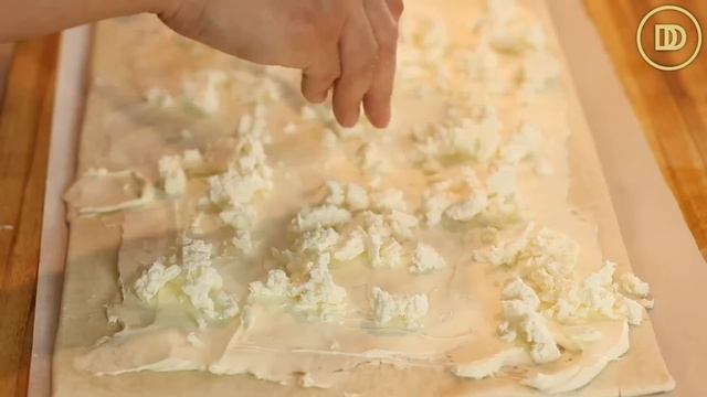 Cheesy Puff Pastry Rolls