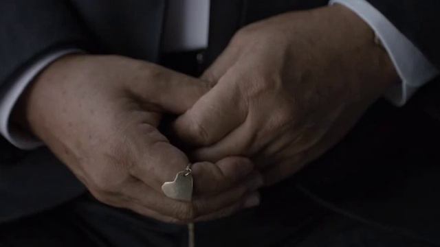 Бабочка которой снится Тагоми смотреть онлайн