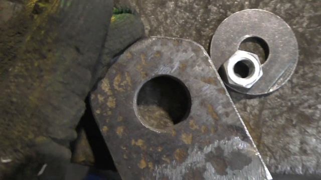 ГУСЕНИЧНЫЙ МИНИТРАКТОР ч.24 ФРОНТАЛЬНЫЙ ПОГРУЗЧИК??? смотреть онлайн