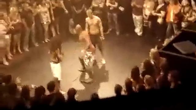 Одним ударом все понты смотреть онлайн