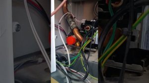 Почему растет давление на манометре газового котла.