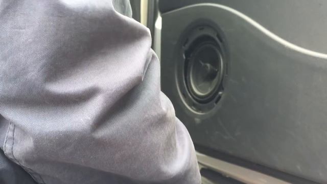 Renault Espace IV JK Focal Music Drive IFR130-2 nachrüsten смотреть онлайн