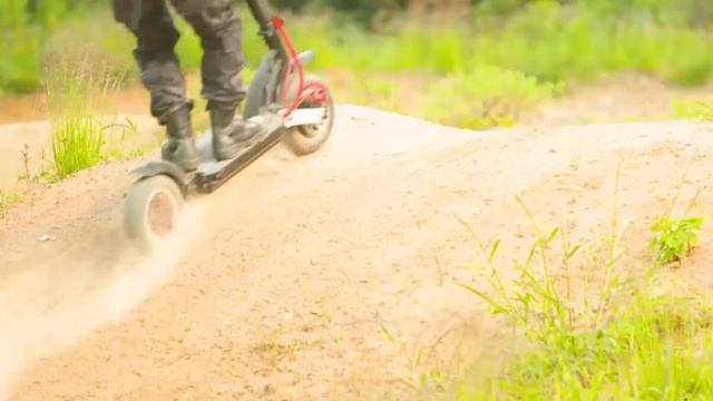 KUGOO G-BOOSTER Folding Electric Scooter Dual 800W Motors Test And Geekbuying Price смотреть онлайн