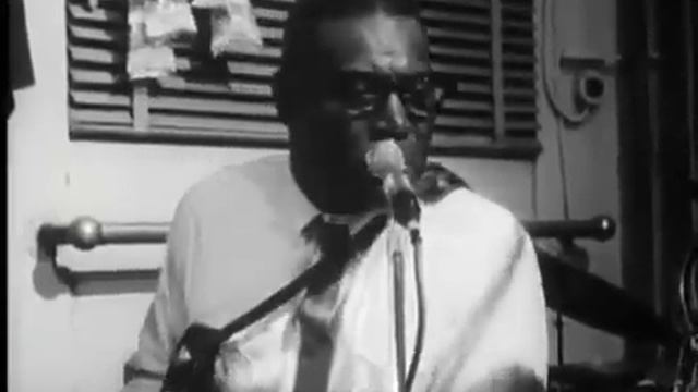 Howlin' Wolf talks about THE BLUES 1966 смотреть онлайн