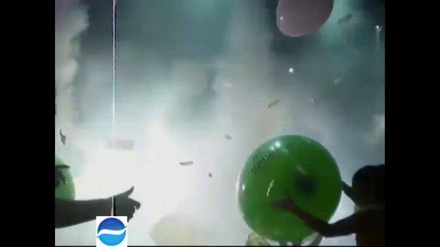 LMFAO- SEXY AND I KNOW IT AT COCO BONGO CANCUN смотреть онлайн