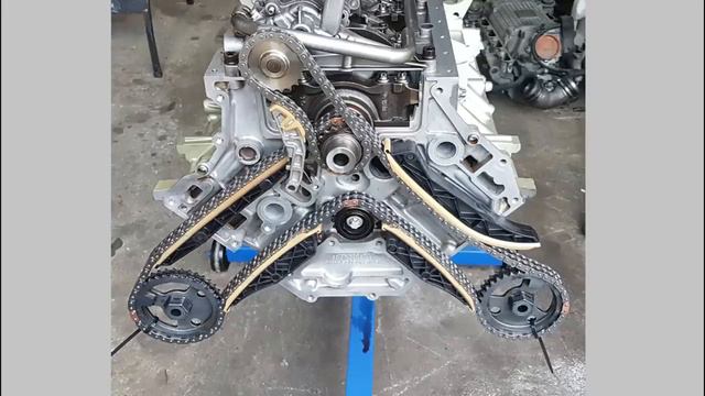 E55 Engine Rebuild - Part 6 (Head Install and Valve Timing Check) смотреть онлайн