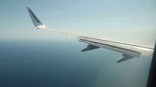 летим в Барселону /аэропорт/самолет смотреть онлайн