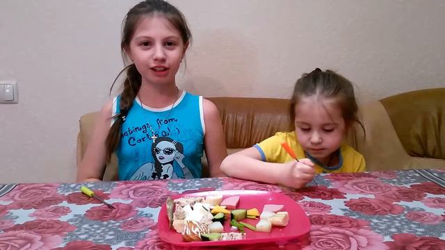 Челендж накорми друга! смотреть онлайн