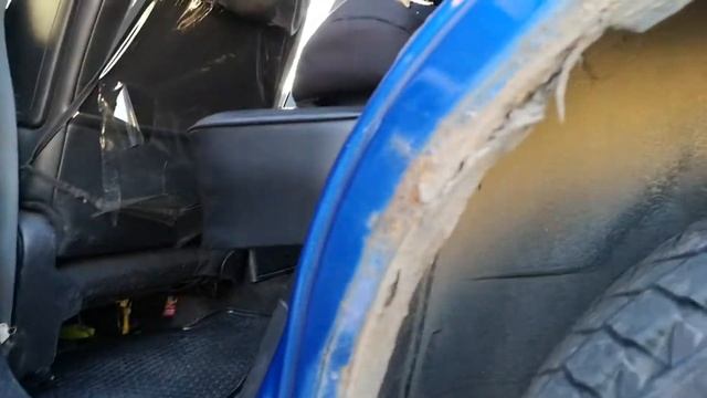 Советы при осмотре. Проблемы кузова на Сузуки Гранд Витара 3 05-08 смотреть онлайн