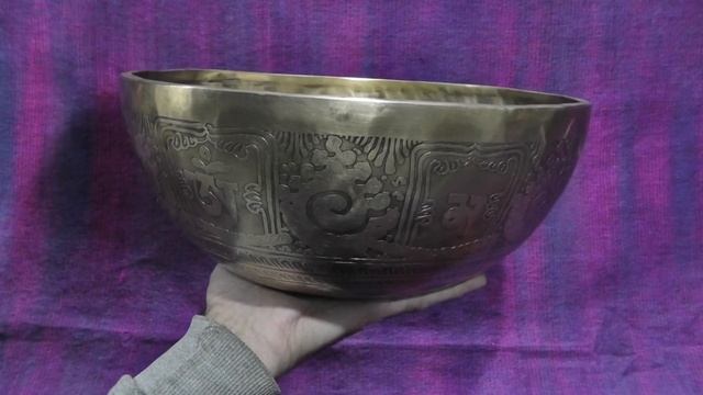 Поющая чаша Премиум Голд «Махасидха 7 чакр» 32 см, Ля, 108 Гц смотреть онлайн