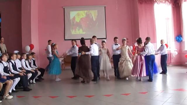 г.Егорьевск, школа №2, выпускной 4-х классов, 24.05.18 - видео5 (танец 4А) смотреть онлайн