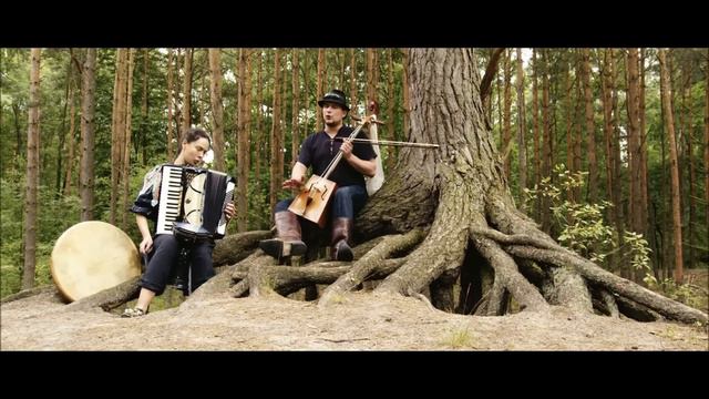 Cicha & Pałyga (live on the tree) - "Umirzaya" from '9 Languages' CD album смотреть онлайн