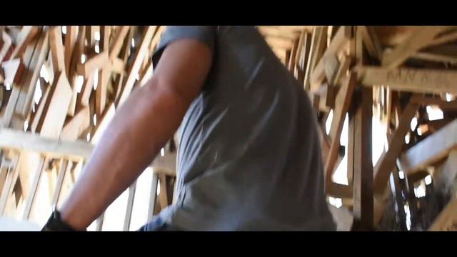 Exploring The Worlds LARGEST Treehouse! ABANDONED