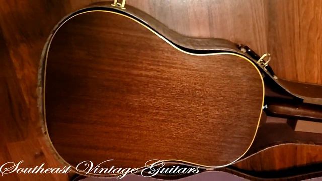 Vintage Gibson J45 Acoustic Guitar смотреть онлайн