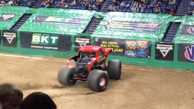 Monster Jam Rupp Arena 2019: Donut Competition смотреть онлайн