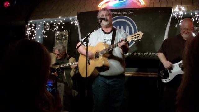 Roy Holdren with "The Bouquet" at the Bluebird Cafe смотреть онлайн