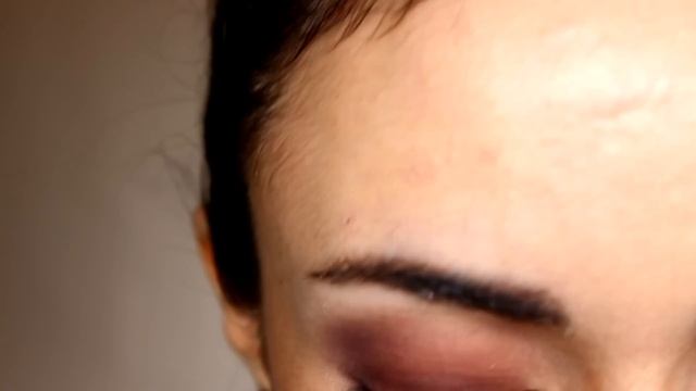 How To: EASY Night Out Makeup Tutorial Using Only 2 Eyeshadows | MakeupAndArtFreak смотреть онлайн