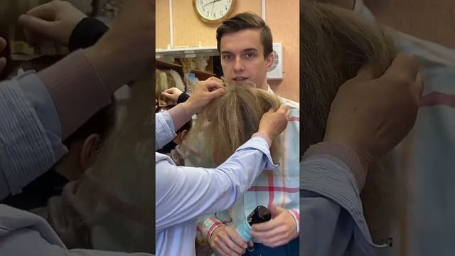 АКТРИСА ЗА КУЛИСОЙ ? #SHORTS смотреть онлайн