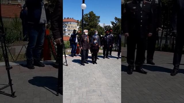 В селе под Анапой ветеран принимал парад и поздравления с днем рождения смотреть онлайн