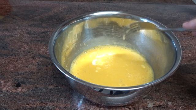 TORTILLA DE CHAMPIÑONES?? Y CEBOLLA. Cena fácil y rica смотреть онлайн