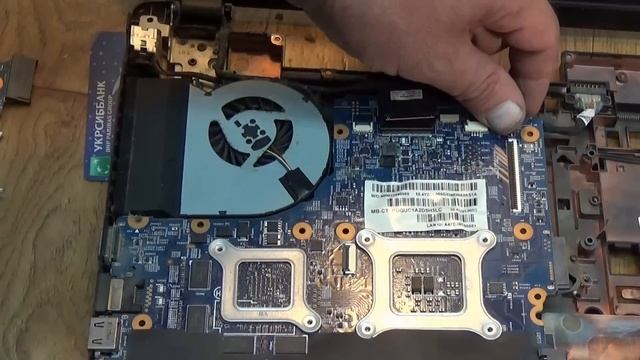 HP ProBook 450. Разборка и чистка смотреть онлайн