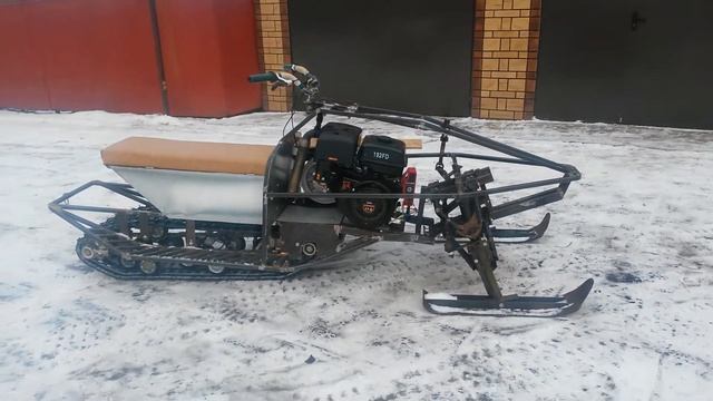 Самодельный снегоход с реверсом 17 л.с. смотреть онлайн