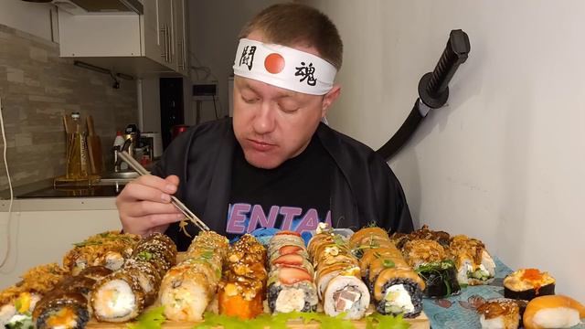 МУКБАНГ. ОБЖОР. РОЛЛЫ, СУШИ, ГУНКАНЫ. АСМР. ROLLS, SUSHI, GUNKANS. MUKBANG. ЛОСОСЬ, КРАБ, ТЕМПУРА. смотреть онлайн
