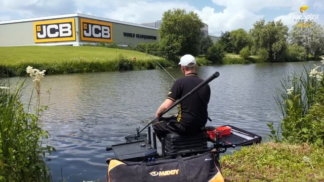 Method Feeder for Big Carp at JCB Lakes with Rob Wootton смотреть онлайн