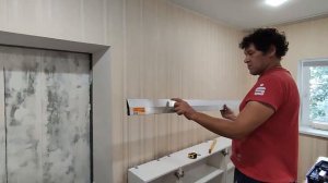 Как быстро повесить кухонные шкафы