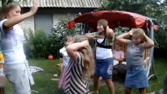 Техніка справжнього танцю "Макарена" смотреть онлайн