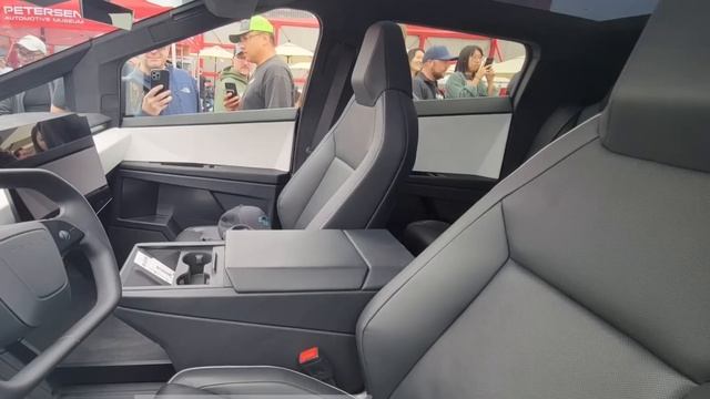 Tesla Cybertruck Interior, In-depth Look At The Production Model