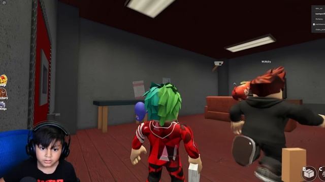 PRIMERA VEZ EN RAINBOW FRIENDS | BLUE ORANGE Y GREEN en RAINBOW FRIENDS | Juegos Karim Juega смотреть онлайн