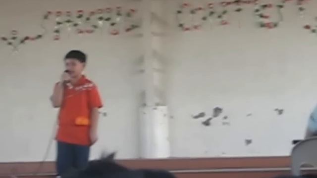 Delfin "DJ" Quiamco singing pusong bato. смотреть онлайн