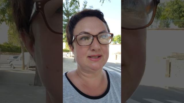 ПОЧЕМУ ХОЧЕТСЯ СПАСАТЬ ДРУГИХ? смотреть онлайн