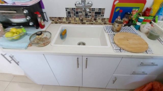 РумТур Израильской квартиры: Мне 34 года, я живу с Мамой и показываю честно как мы живем смотреть онлайн