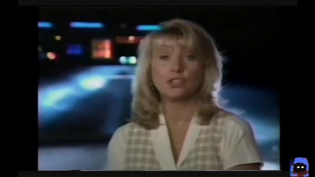 Terri Garr hosting CE3k смотреть онлайн