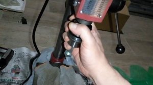 Как снять правильно  патрон со шпинделя сверлильного станка.