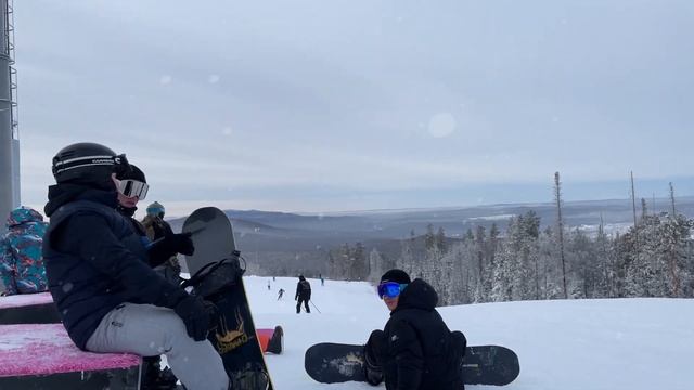 Поездка в Кусу ГЛК. Евразия Покатушки на сноубордах. Первый опыт для меня. смотреть онлайн