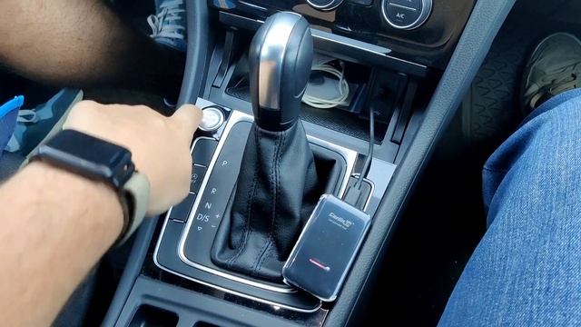 Carlinkit 3.0 ti fa connette il tuo iPhone Wireless con Apple CarPlay! смотреть онлайн
