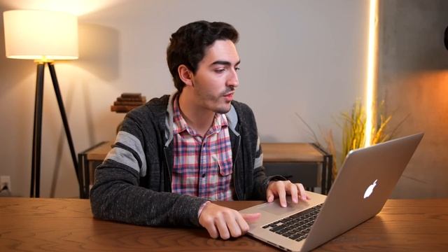 Is the best MacBook ever made still good enough 6 years later? смотреть онлайн