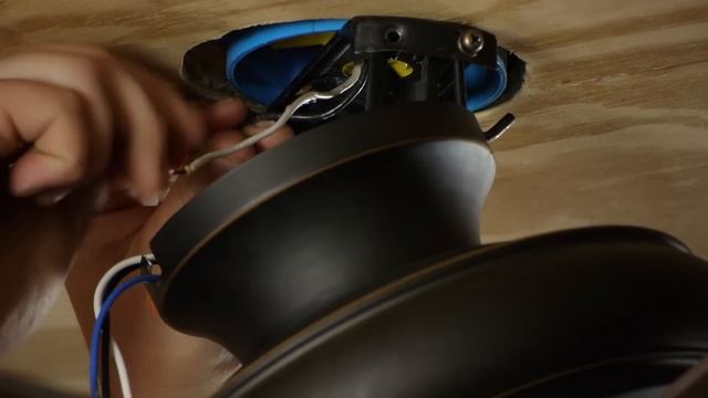 How to Install a Ceiling Fan Without a Down Rod : Ceiling Fan Projects смотреть онлайн