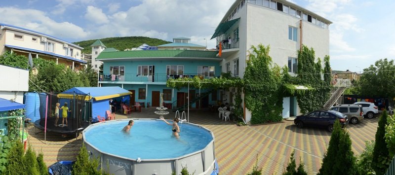 Сукко частный сектор с бассейном. Семейный отдых в Сукко без посредников. «Вояж» ГОСТЕВОЙ ДОМ смотреть онлайн