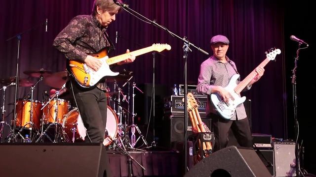 Eric Johnson - Hendrix Style Jam - Live at The Boulton Center 3/1/20 SECOND ROW смотреть онлайн