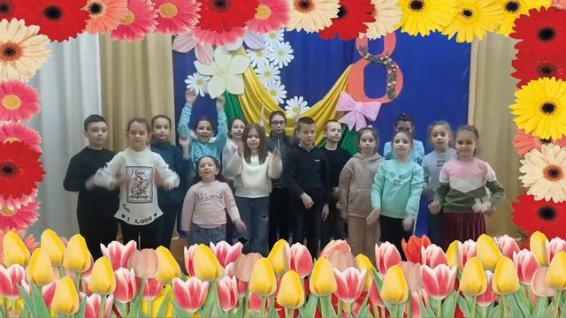 образцовый вокальный коллектив "Золотая рыбка" - поздравление с 8 марта смотреть онлайн