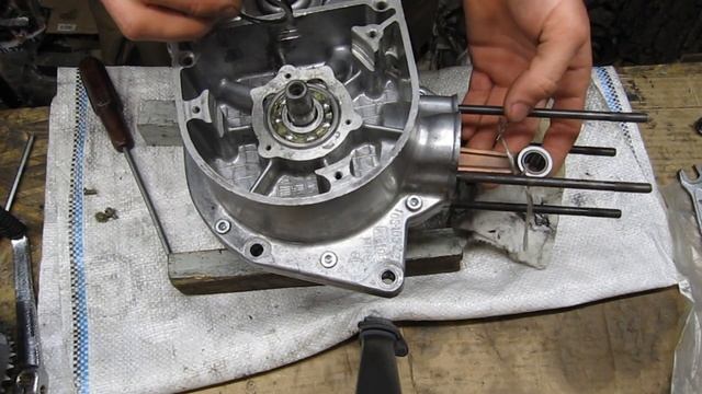 Сборка двигателя Минск . Модель 105. Часть 2.