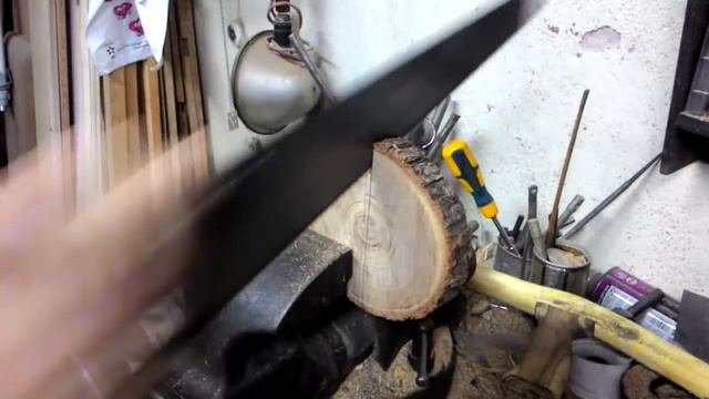 Очень мощная рогатка. Как сделать. | Homemade powerful slingshot. смотреть онлайн