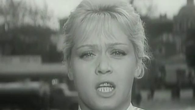 Алиса Фрейндлих Улетай смотреть онлайн