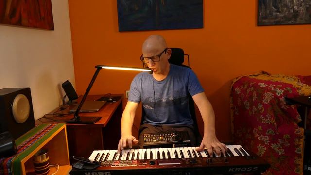 Korg Kross 2: Dumble Guitar Amp & Roland Vocoder VP-03 смотреть онлайн